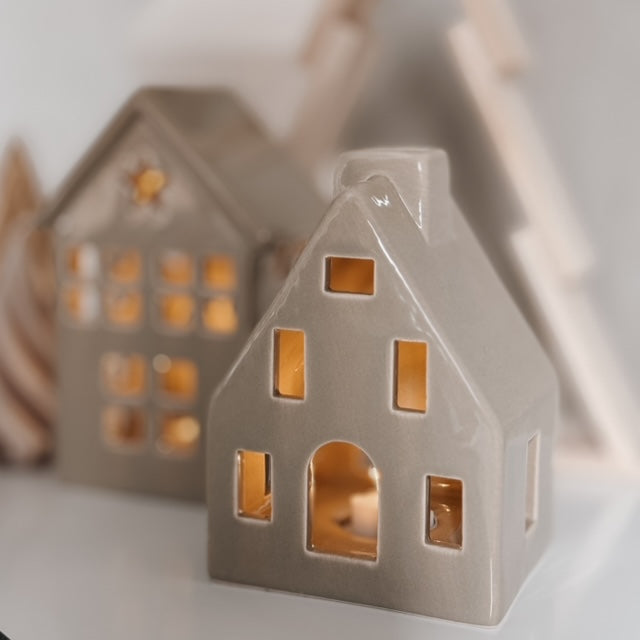 Label2X Aardewerk huisje met lampje woonaccessoires homedecoratie