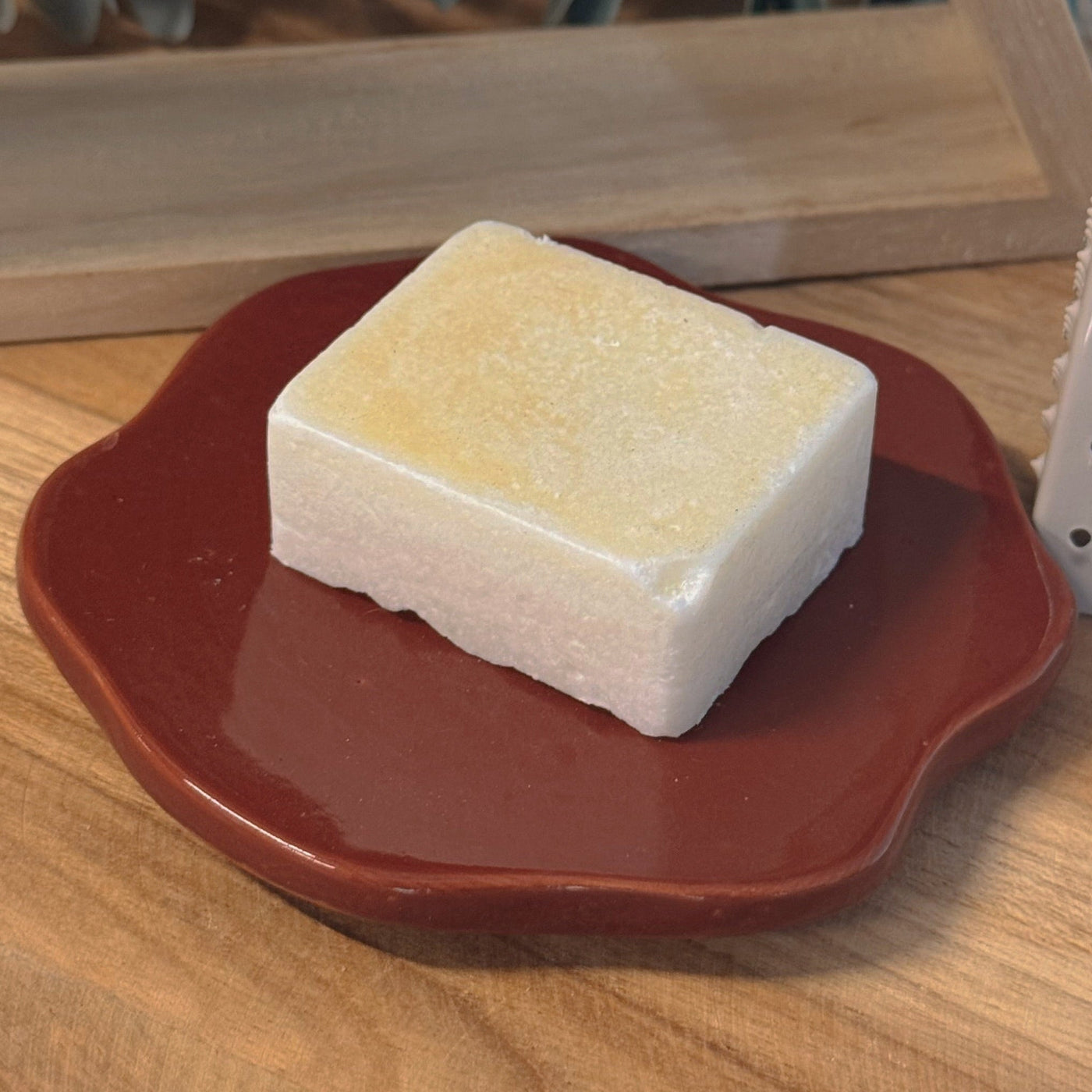 Label2X Amberblokjes Amberschaaltje keramiek bordeaux Amberschaaltje keramiek bordeaux woonaccessoires homedecoratie