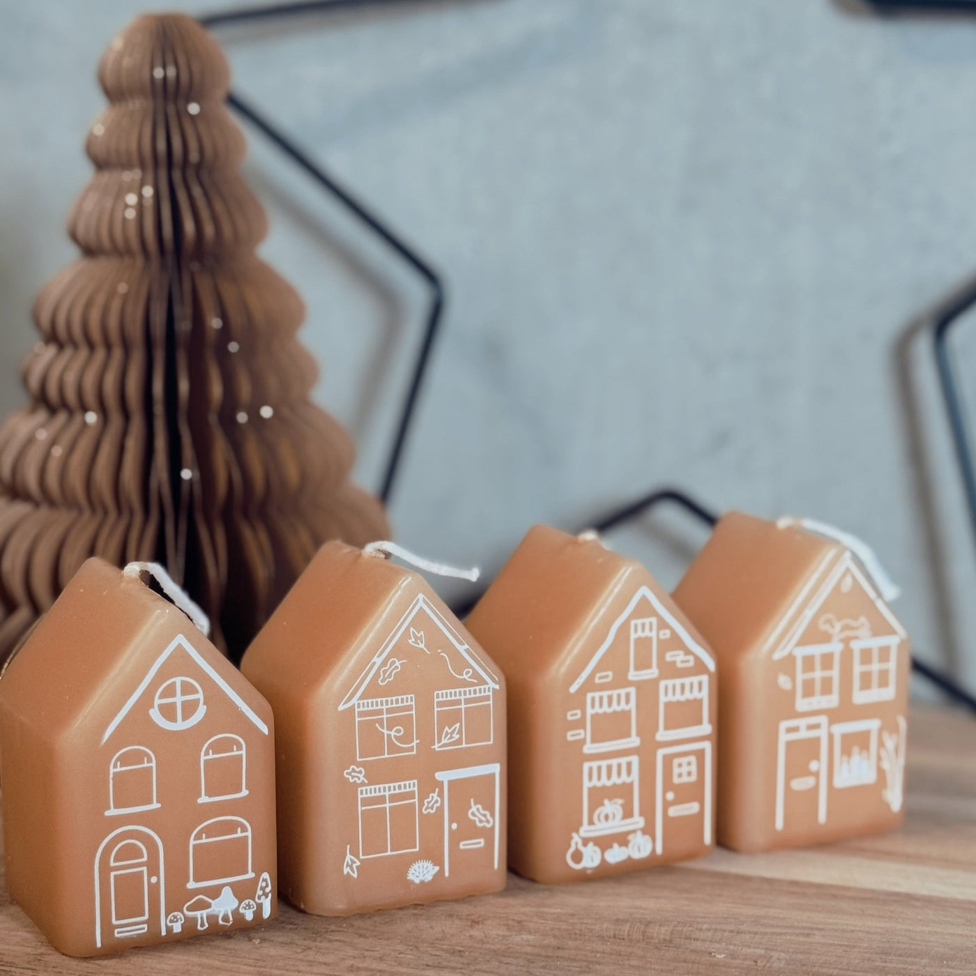 Label2X Kersthuisjes kaars caramel 6090357629683 Kersthuisjes kaars caramel woonaccessoires homedecoratie