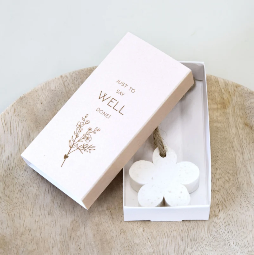 Label2X Mini giftbox met zeepbloemetje just to say well done woonaccessoires homedecoratie