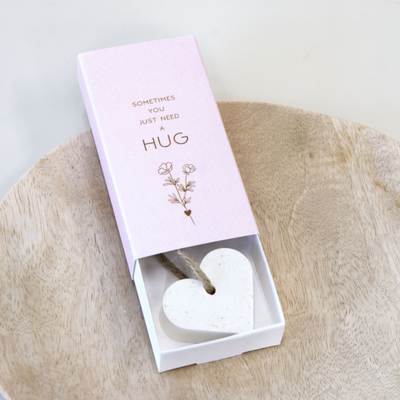 Label2X Mini giftbox met zeephartje you just need a hug woonaccessoires homedecoratie
