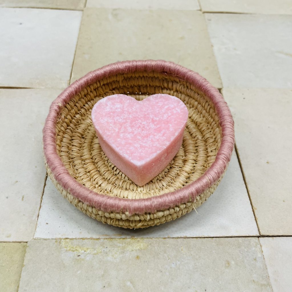 Label2X Amberblokjes Oudroze Schaaltje raffia mini Schaaltje raffia mini woonaccessoires homedecoratie