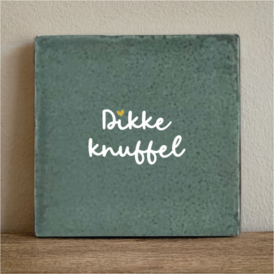 Label2X Tegeltje dikke knuffel Tegeltje dikke knuffel woonaccessoires homedecoratie