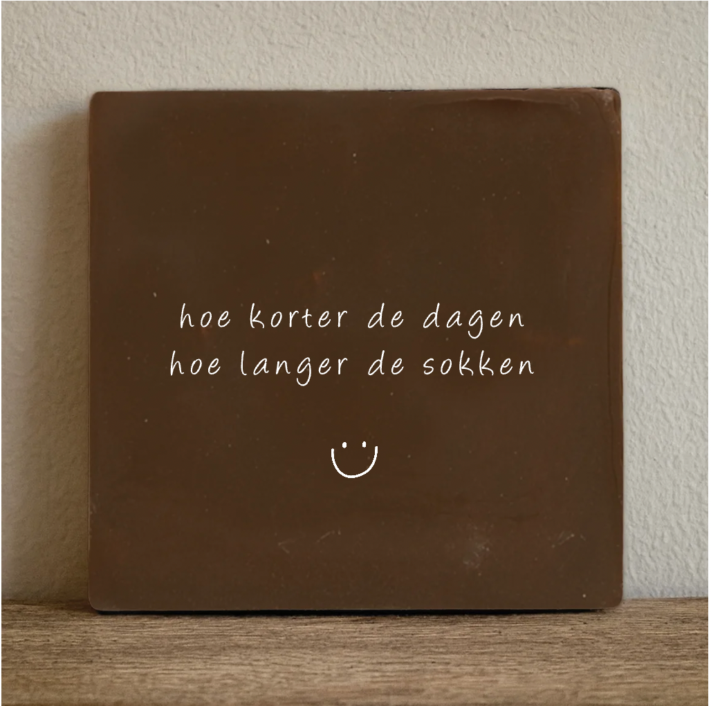 Label2X Tegeltje hoe korter de dagen Tegeltje hoe korter de dagen woonaccessoires homedecoratie