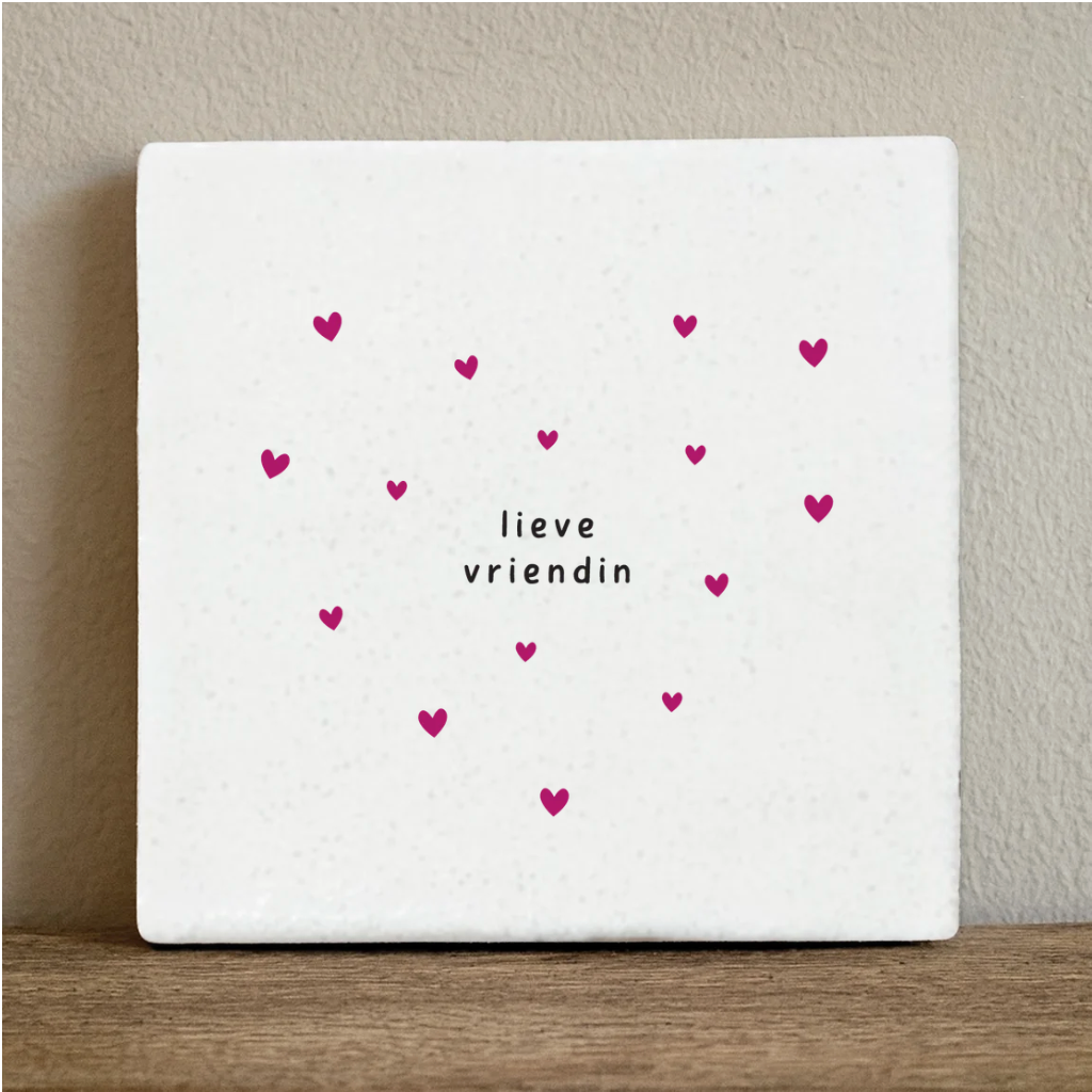 Label2X Tegeltje lieve vriendin hartjes roze Tegeltje lieve vriendin hartjes roze woonaccessoires homedecoratie