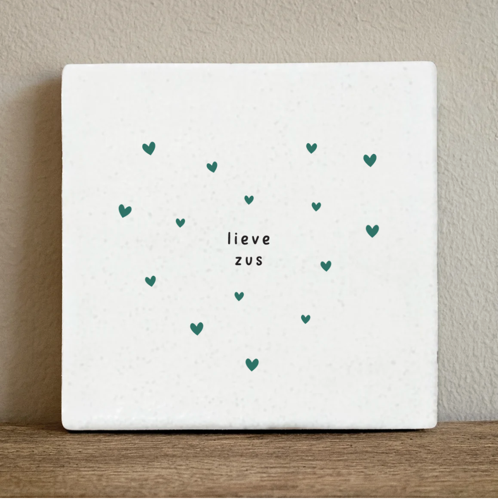 Label2X Tegeltje lieve zus hartjes groen Tegeltje lieve zus hartjes groen woonaccessoires homedecoratie